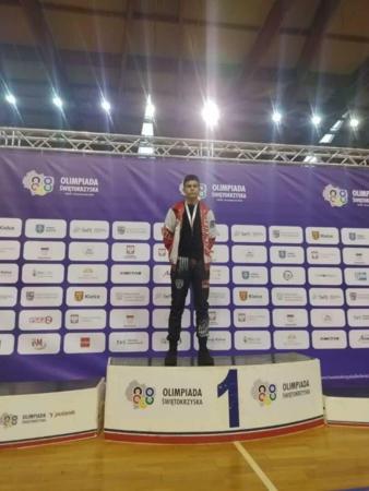 Uczeń na podium