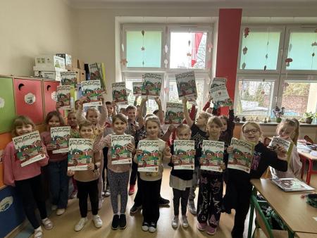 Uczniowie klasy biorący udział w akcji.